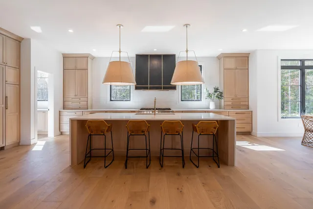 $1,750,000 | Lot #1 Hidden Hills Drive, Falmouth, ME 04105