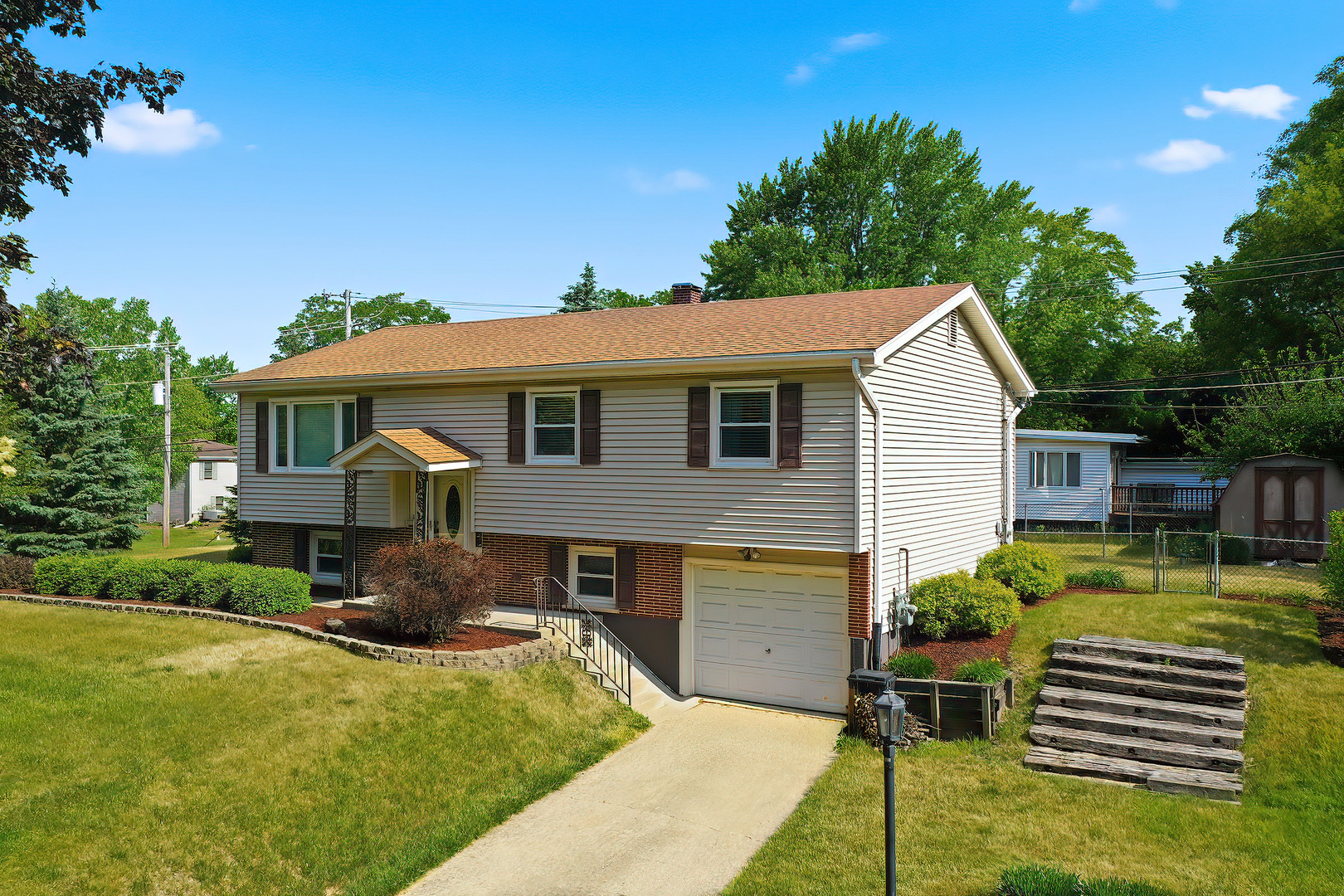 2208 Algonquin Road Fox River Grove, IL 60021 - Photo 5 of 37