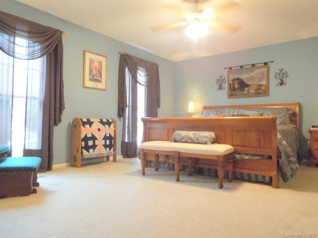 1539 Daybreak Ridge Road Kannapolis, NC 28081 - Photo 9 of 24 Gallery Image 9