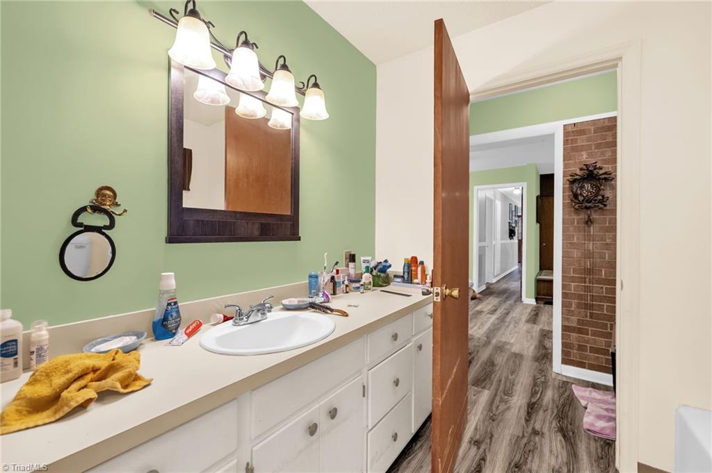 918 Hampton Street Eden, NC 27288 - Photo 22 of 38