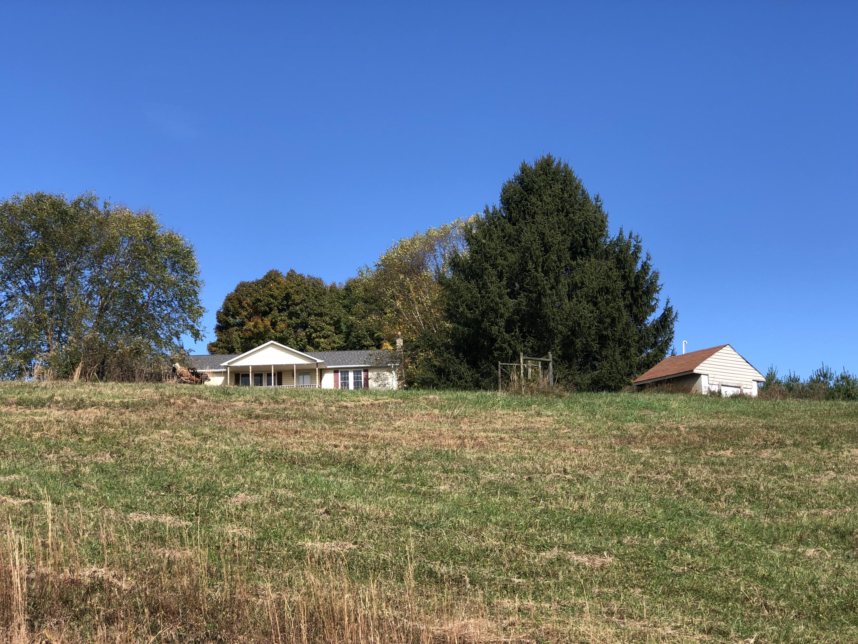 643 Shady Grove Road Northwest Willis, VA 24380 - Photo 4 of 51 Shady Grove-04