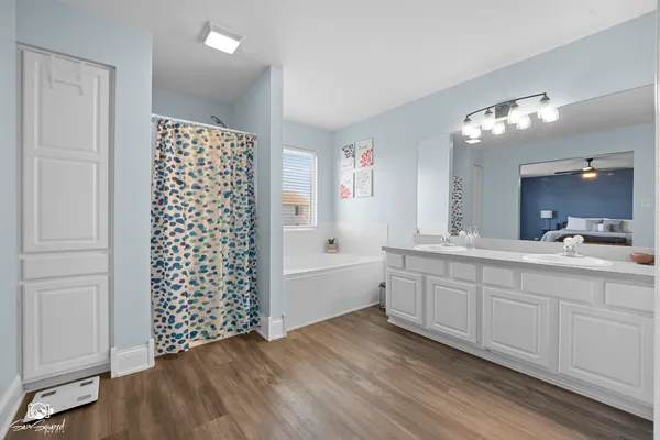 $390,000 | 2813 Twin Falls Drive, Plainfield, IL 60586