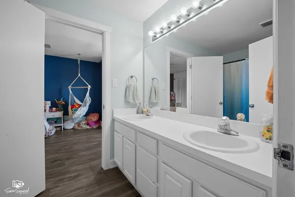 $390,000 | 2813 Twin Falls Drive, Plainfield, IL 60586