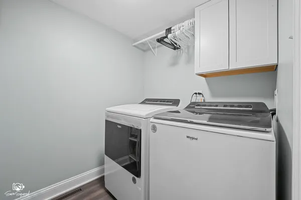 $390,000 | 2813 Twin Falls Drive, Plainfield, IL 60586