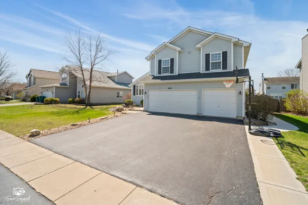 $390,000 | 2813 Twin Falls Drive, Plainfield, IL 60586