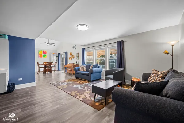 $390,000 | 2813 Twin Falls Drive, Plainfield, IL 60586