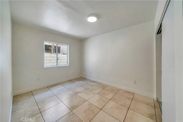 $2,000 | 6735 Elmer Avenue, Unit 8, North Hollywood, CA 91606