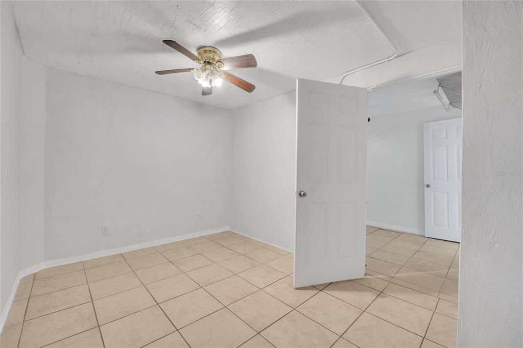 552 Fairmount Road Daytona Beach, FL 32114 - Photo 4 of 13 a view of an empty room
