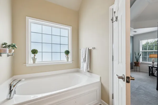 $619,900 | 2005 Keene Circle, Spring Hill, TN 37174