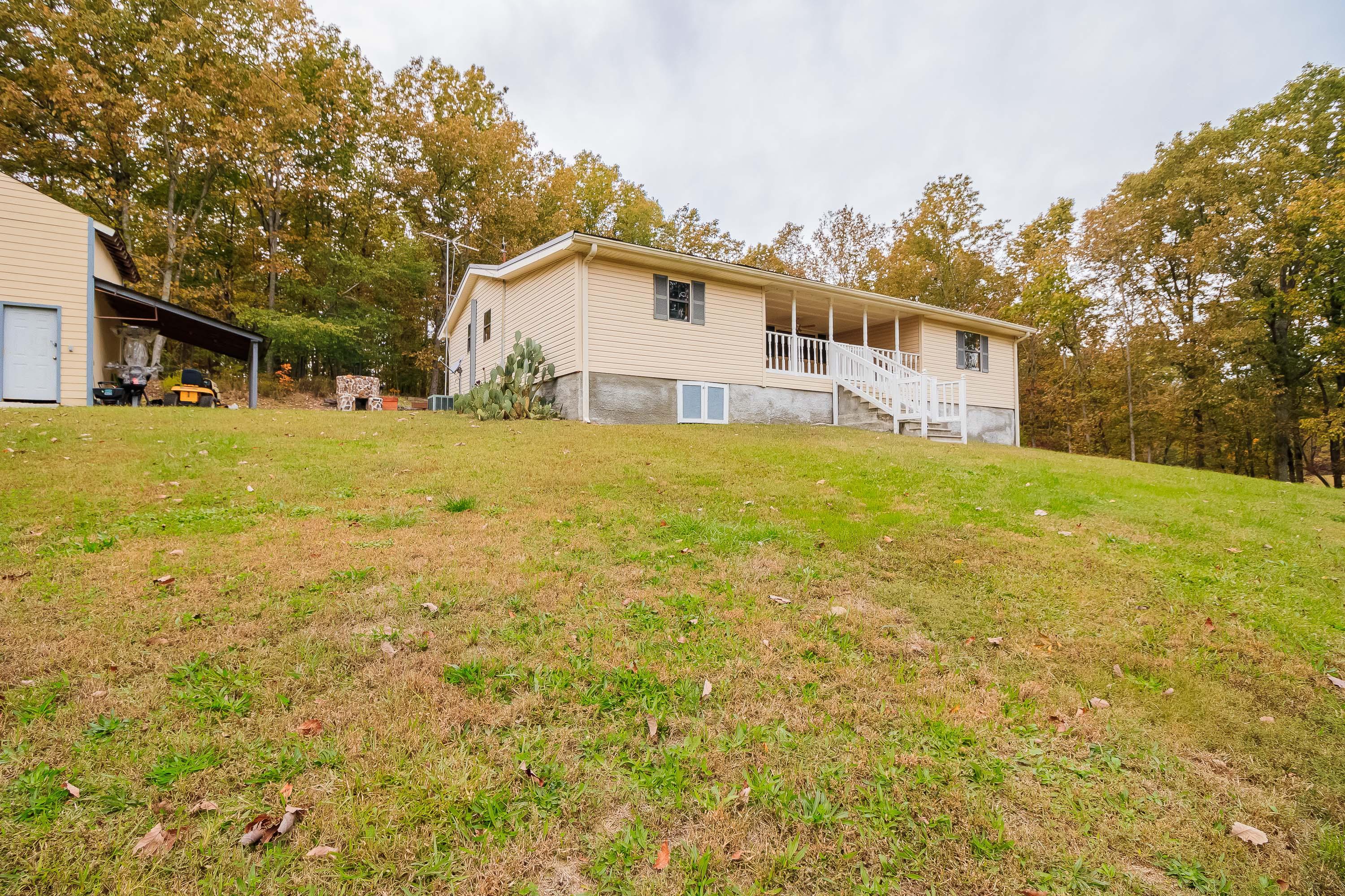 610 Ridgeway Road LaFayette, GA 30728 - Photo 36 of 52 Front of House