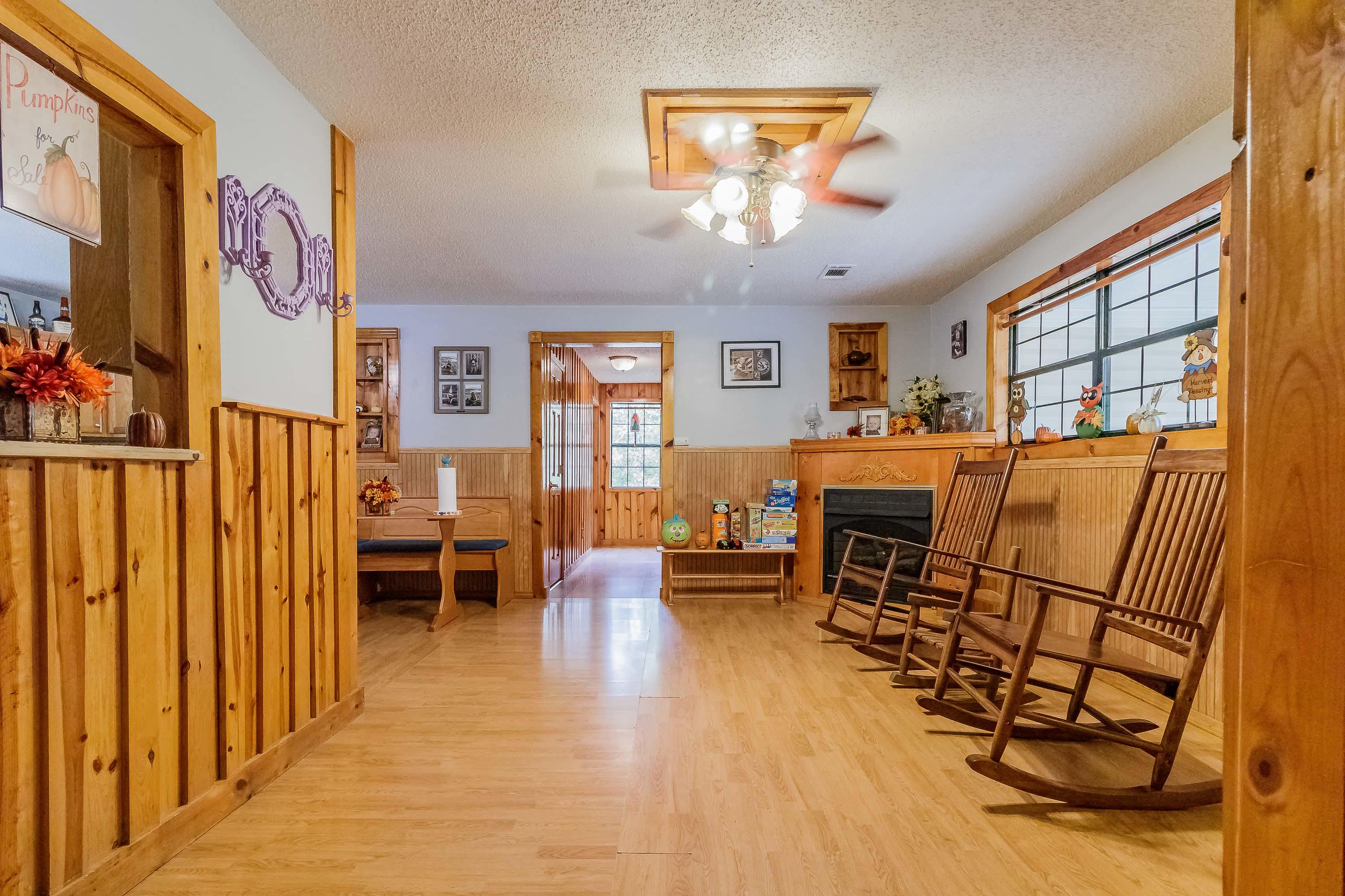 610 Ridgeway Road LaFayette, GA 30728 - Photo 4 of 52 Great Room