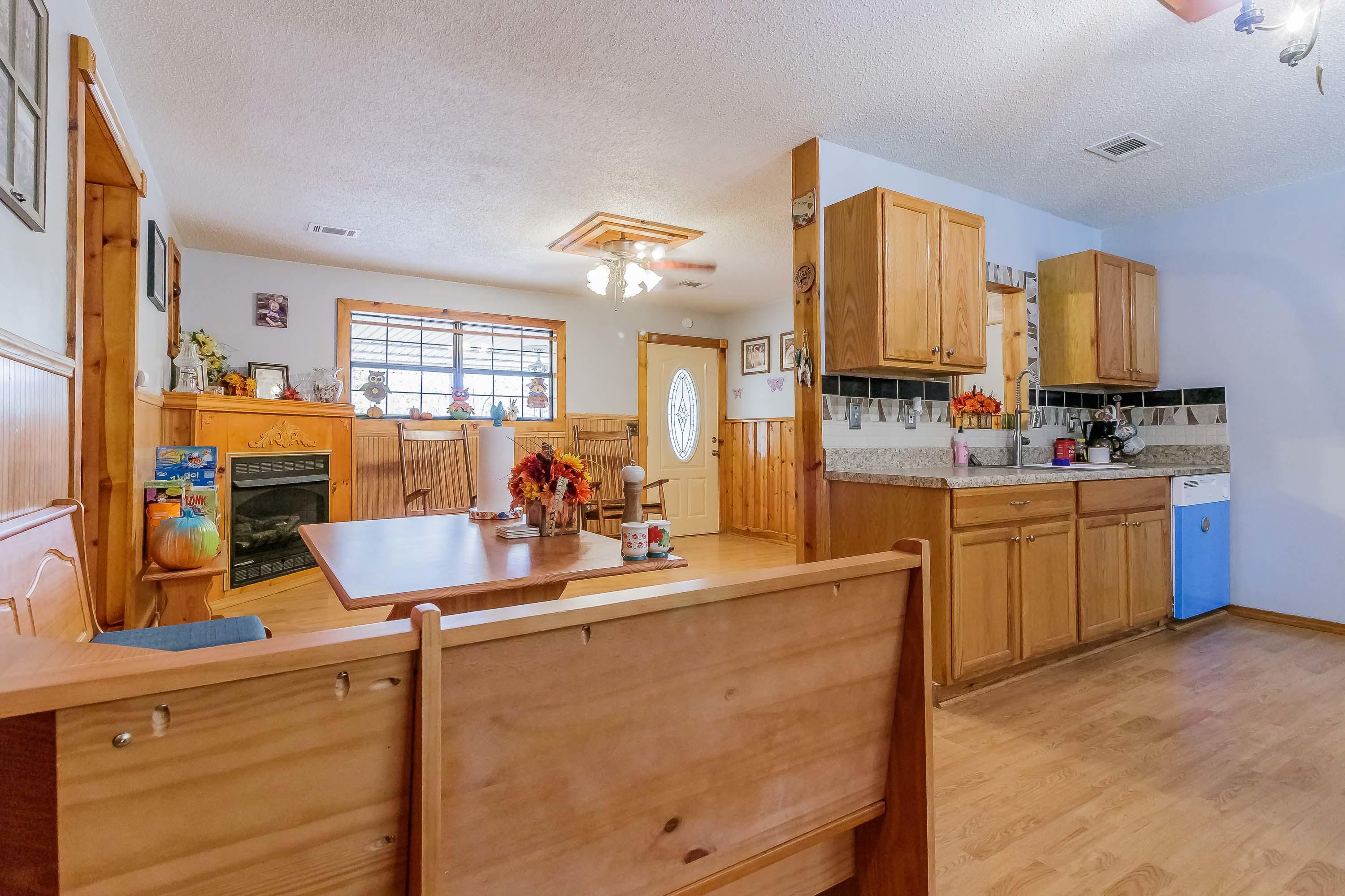 610 Ridgeway Road LaFayette, GA 30728 - Photo 7 of 52 Great Room