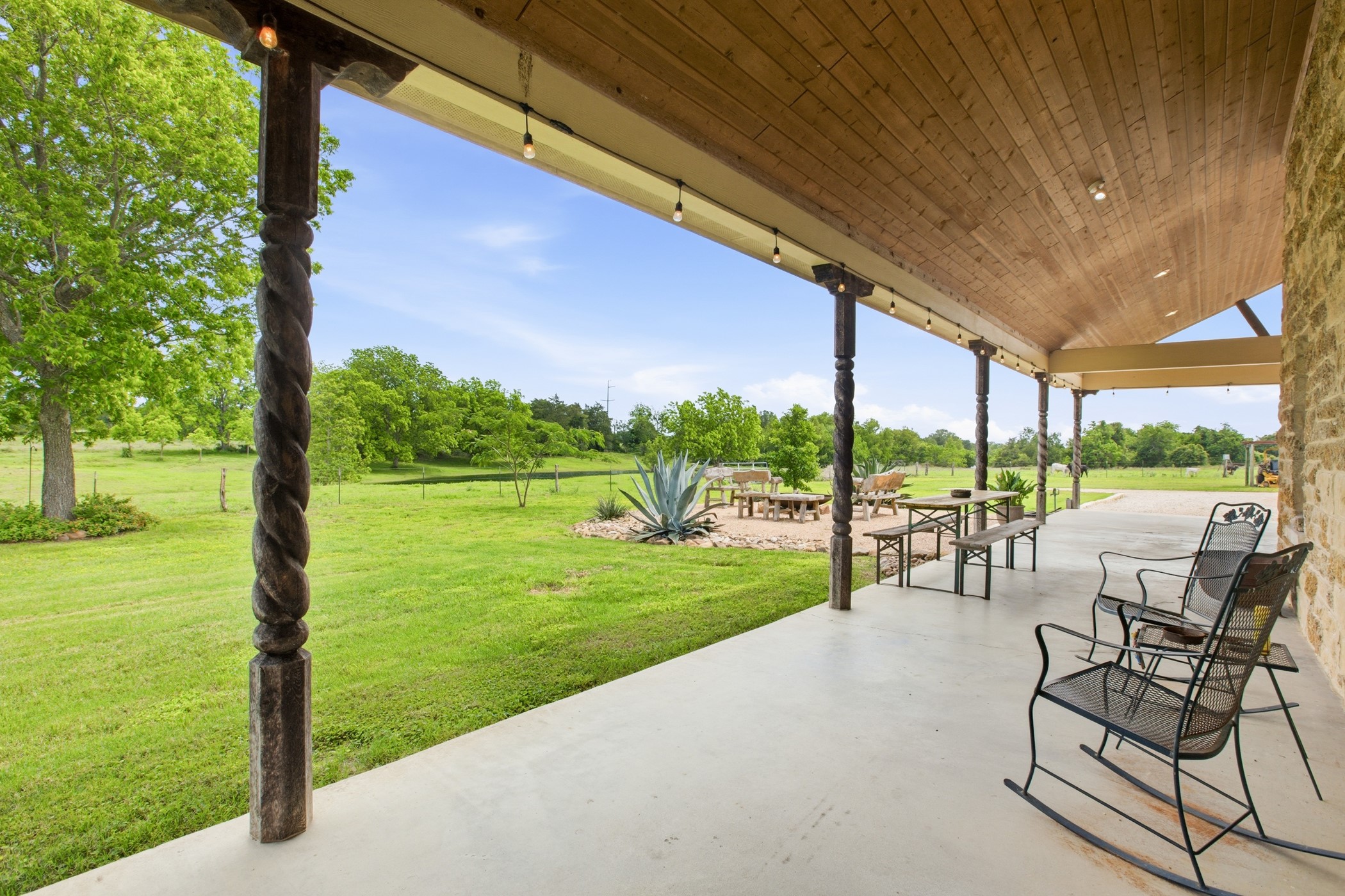 7835 Berger Road Schulenburg, TX 78956 - Photo 33 of 40