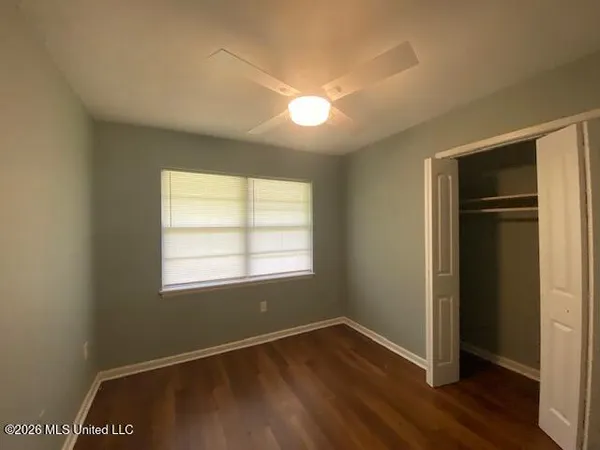 $1,300 | 106 Arthur Court, Gulfport, MS 39503