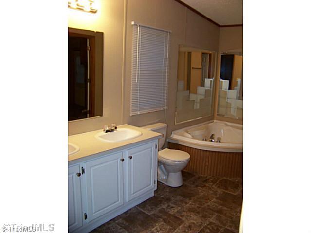 Master Bath/Spa. 