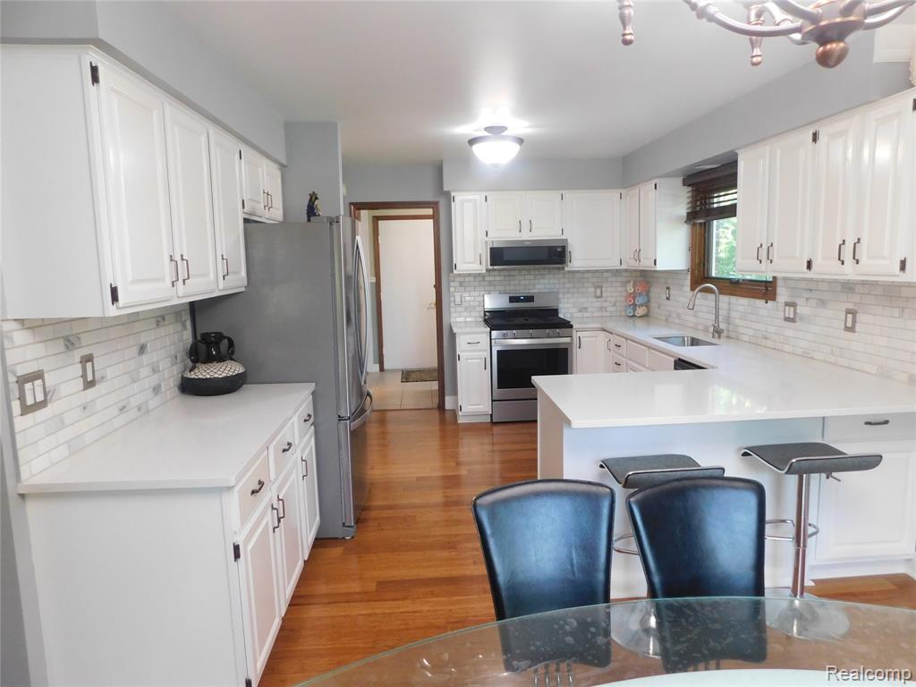 2800 Ranieri Drive Troy, MI 48085 - Photo 36 of 63