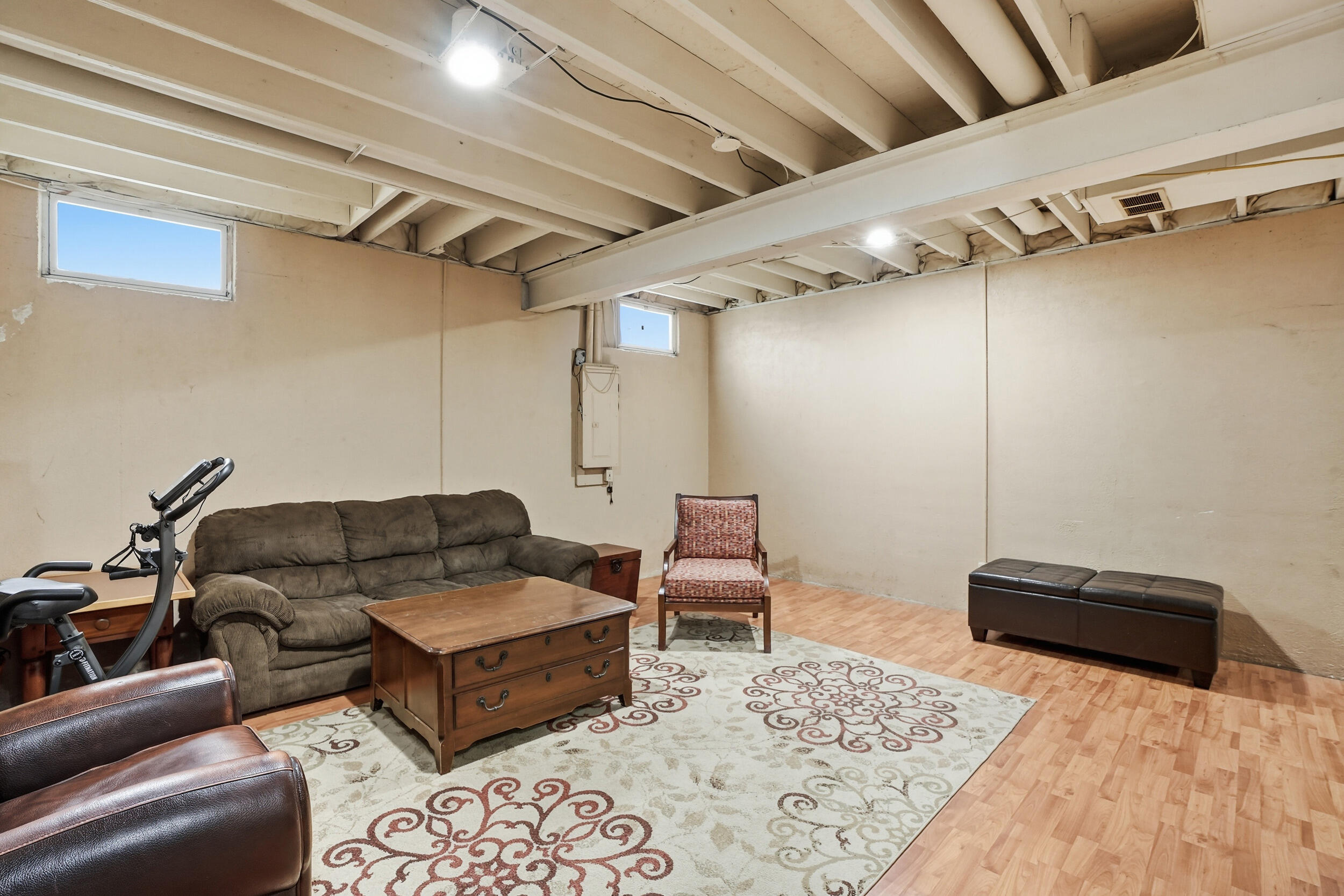 11063 Marion Place Crown Point, IN 46307 - Photo 19 of 22 a living room with furniture