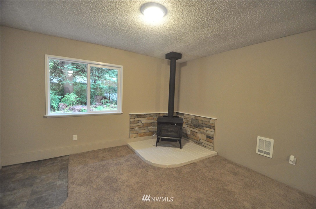 61 Sylvan Road Shelton, WA 98584 - Photo 5 of 16 Gallery Image 5