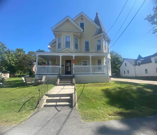 $1,500 | 48 Laurel Street, Unit 4, Newport, NH 03773
