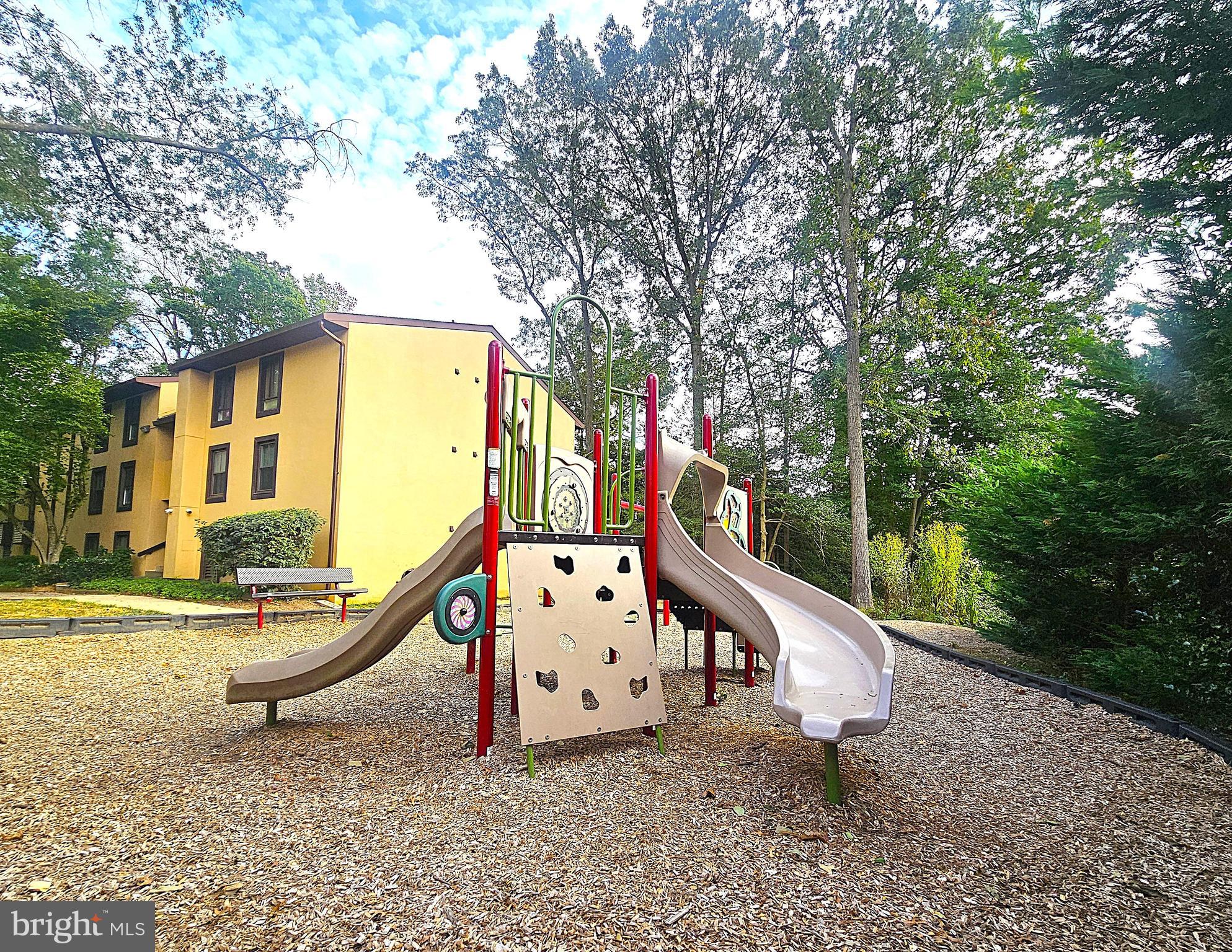 2239 Castle Rock Square, Unit 21C Reston, VA 20191 - Photo 27 of 30