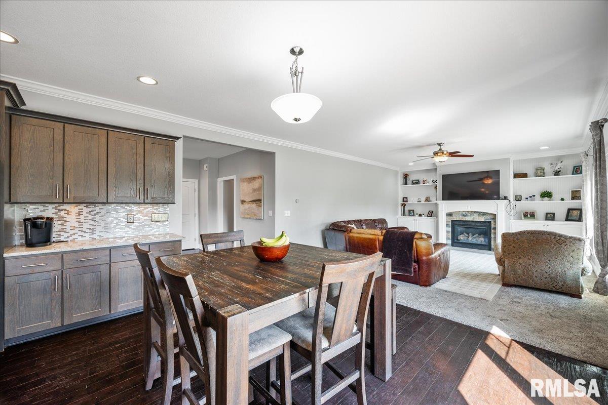 2710 West Quartz Street Dunlap, IL 61525 - Photo 17 of 44