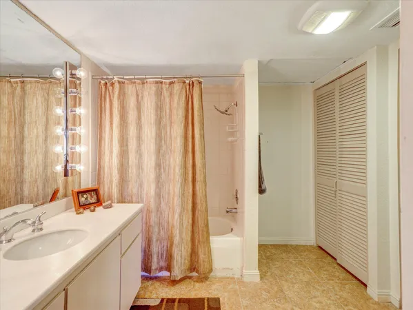 $379,000 | 41103 Woodhaven Drive North, Palm Desert, CA 92211