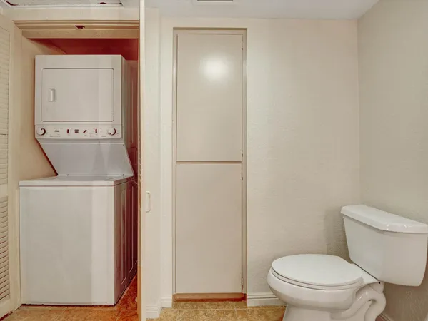 $379,000 | 41103 Woodhaven Drive North, Palm Desert, CA 92211