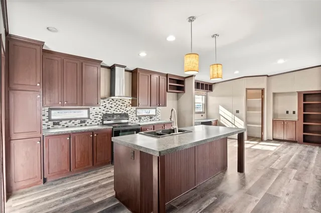 $250,000 | 5542 County Road 1043, Celeste, TX 75423