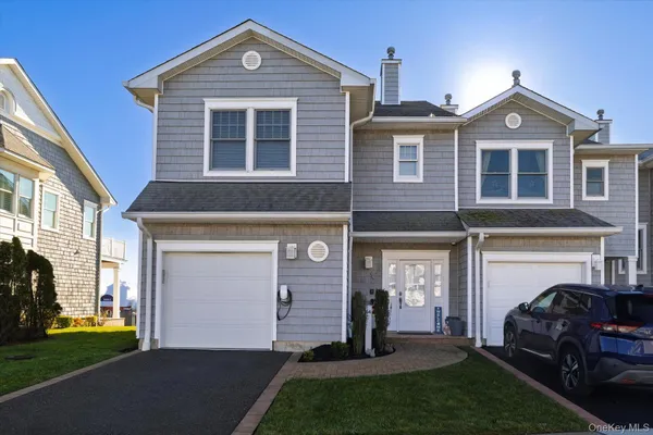 $970,000 | 54 Ocean Watch Court, Freeport, NY 11520