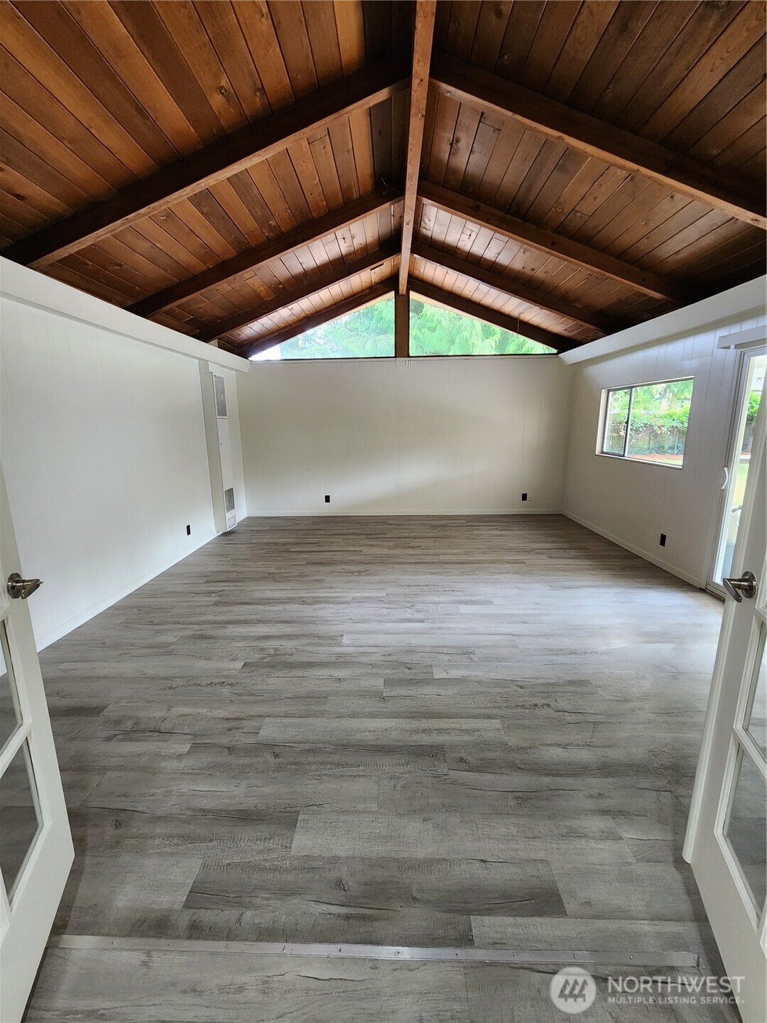 8810 Northeast 187th Street Bothell, WA 98011 - Photo 21 of 40
