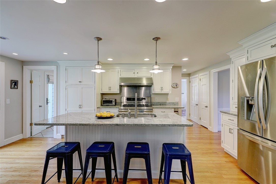5 Owings Stone Road Barrington, RI 02806 - Photo 11 of 31 Gallery Image 11