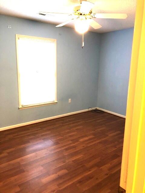 5 Peter Collinson Santee, SC 29142 - Photo 12 of 19 2025 Brangle guest bedroom