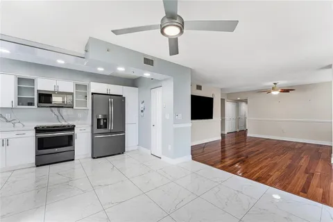 $849,000 | 610 West Las Olas Boulevard, Unit 517, Fort Lauderdale, FL 33312