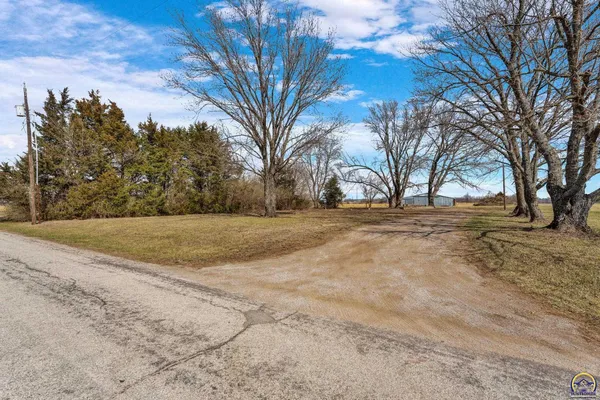 $140,000 | 7724 Sherman Road, Meriden, KS 66512