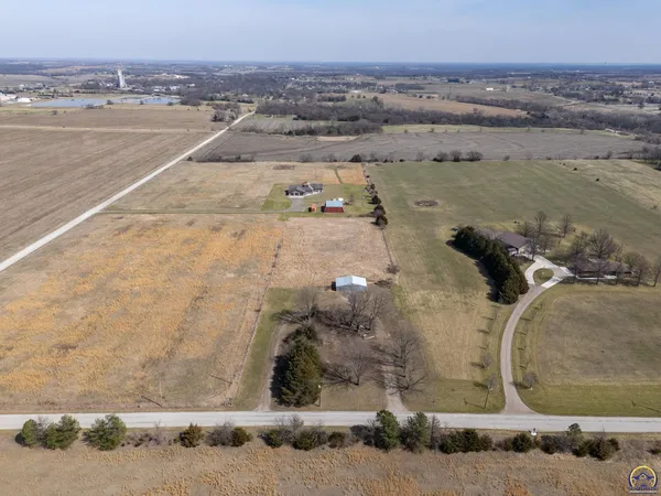 $140,000 | 7724 Sherman Road, Meriden, KS 66512