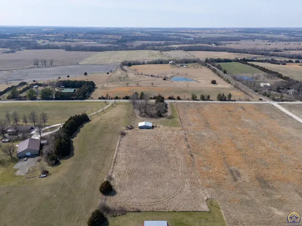 $140,000 | 7724 Sherman Road, Meriden, KS 66512