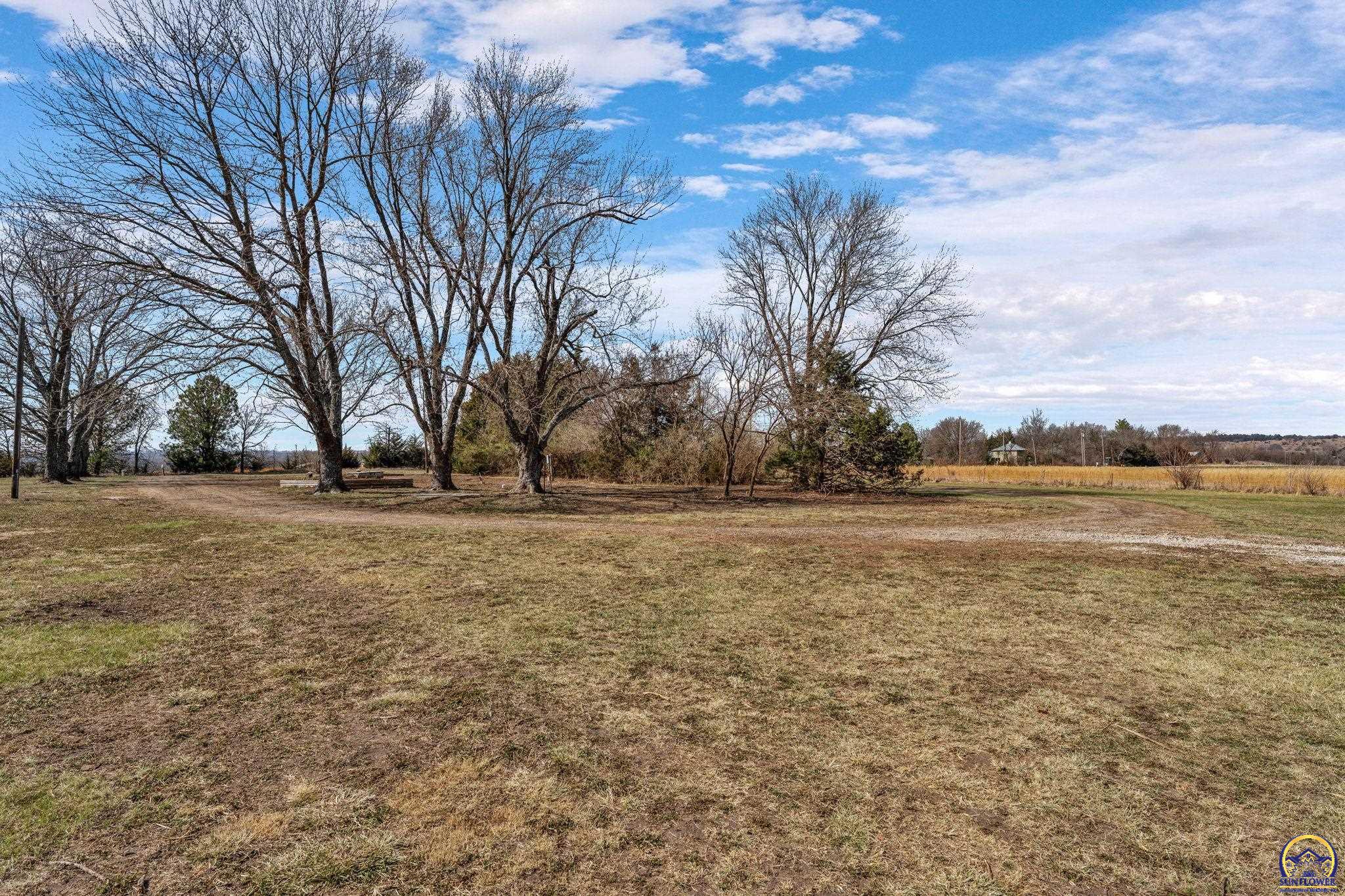 7724 Sherman Road Meriden, KS 66512 - Photo 8 of 23