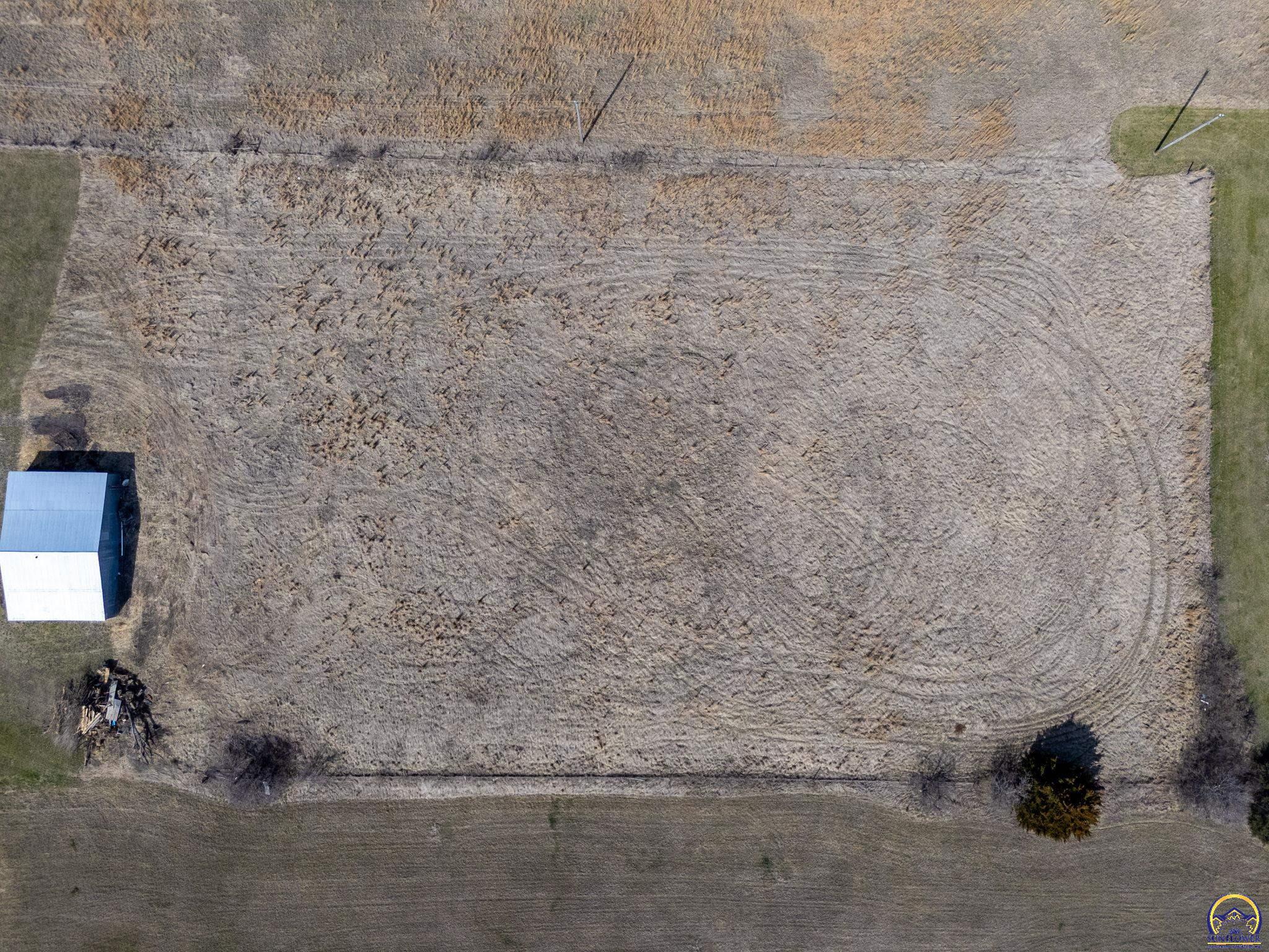 7724 Sherman Road Meriden, KS 66512 - Photo 10 of 23