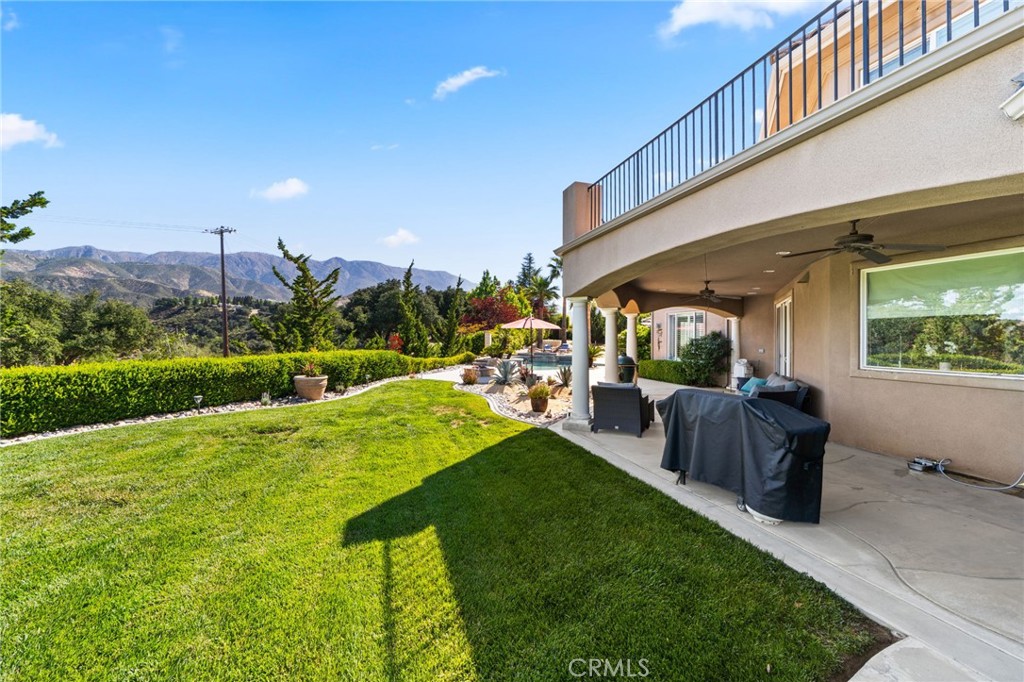 38136 Butterfly Court Yucaipa, CA 92399 - Photo 17 of 71