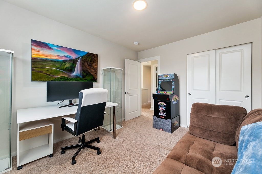 1074 Southwest 97th Street Seattle, WA 98106 - Photo 19 of 30