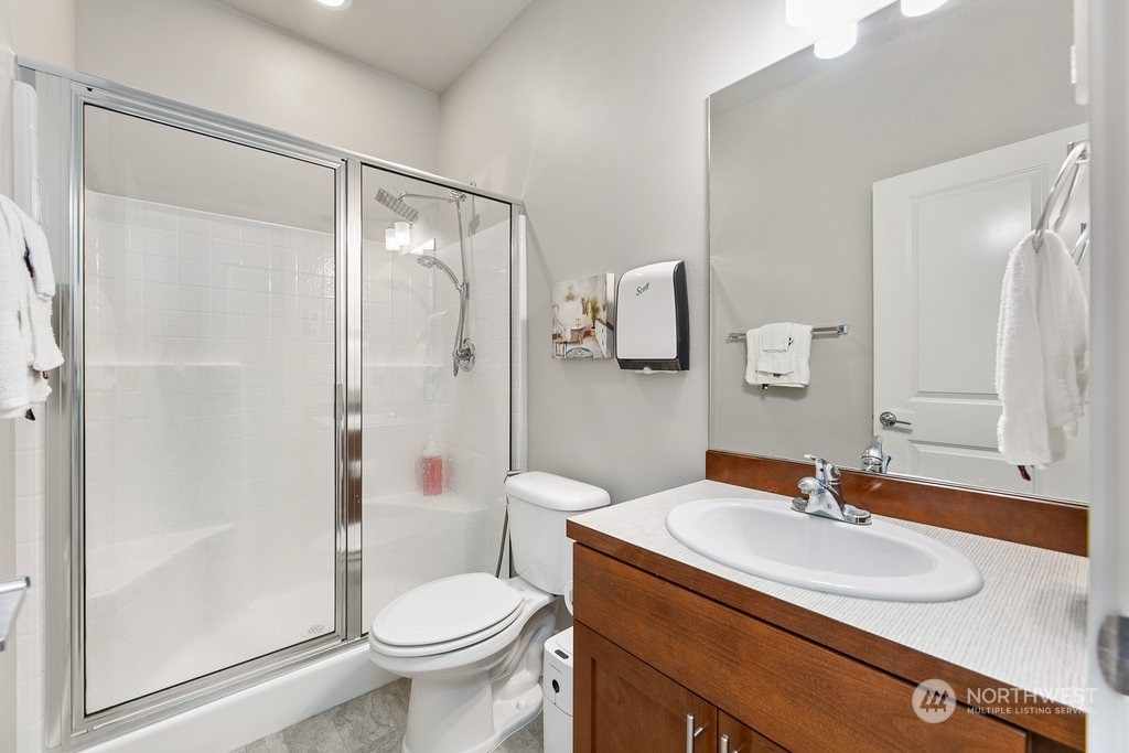 1074 Southwest 97th Street Seattle, WA 98106 - Photo 25 of 30