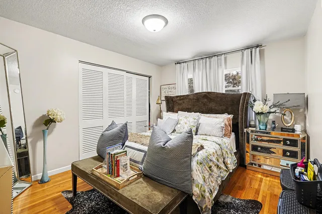 $400,000 | 4527 Lakeland Avenue North, Robbinsdale, MN 55422