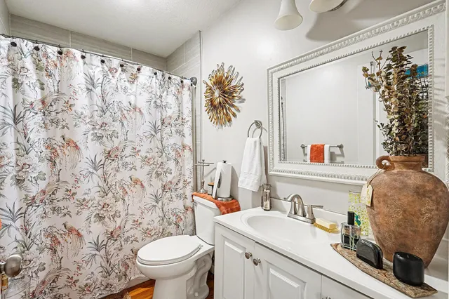 $400,000 | 4527 Lakeland Avenue North, Robbinsdale, MN 55422