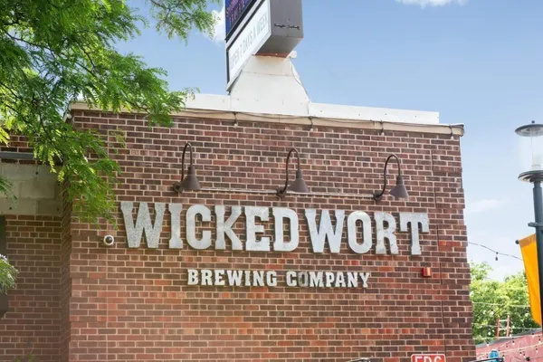 $400,000 | 4527 Lakeland Avenue North, Robbinsdale, MN 55422