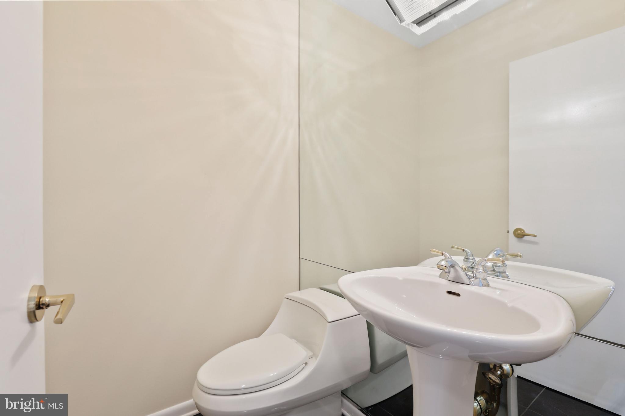 2339 Tickwood Road Baltimore, MD 21221 - Photo 26 of 57 Gallery Image 26