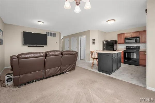 $230,000 | 377 Montclair Tower Drive, St. Charles, MO 63303