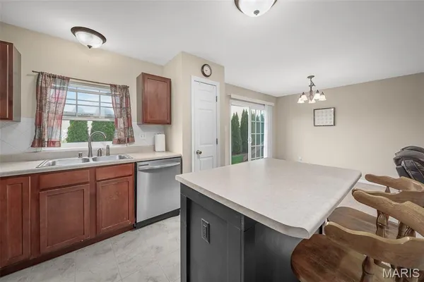 $230,000 | 377 Montclair Tower Drive, St. Charles, MO 63303