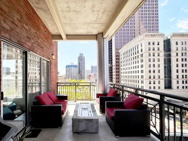 $2,995 | 8 East Broad Street, Unit 701, Columbus, OH 43215