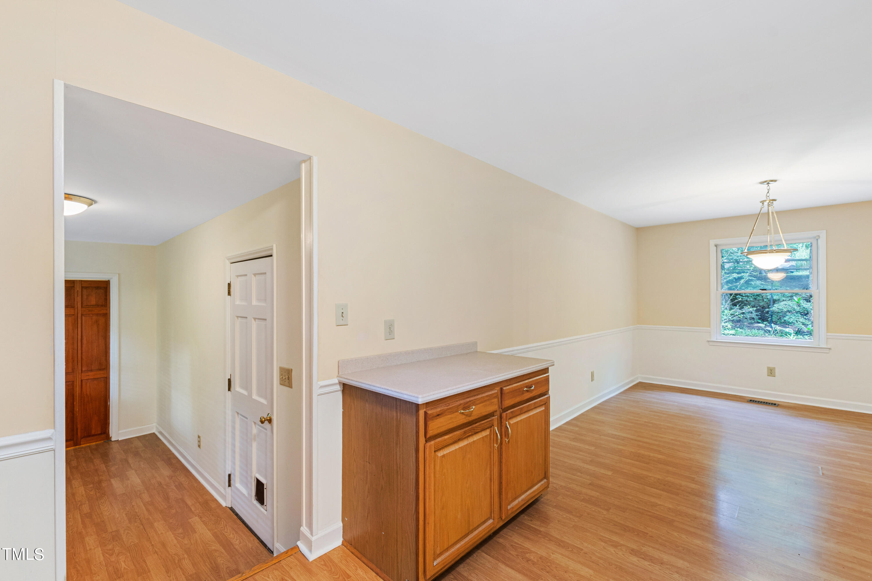 4914 Connell Drive Raleigh, NC 27612 - Photo 17 of 58 Kitchen 4