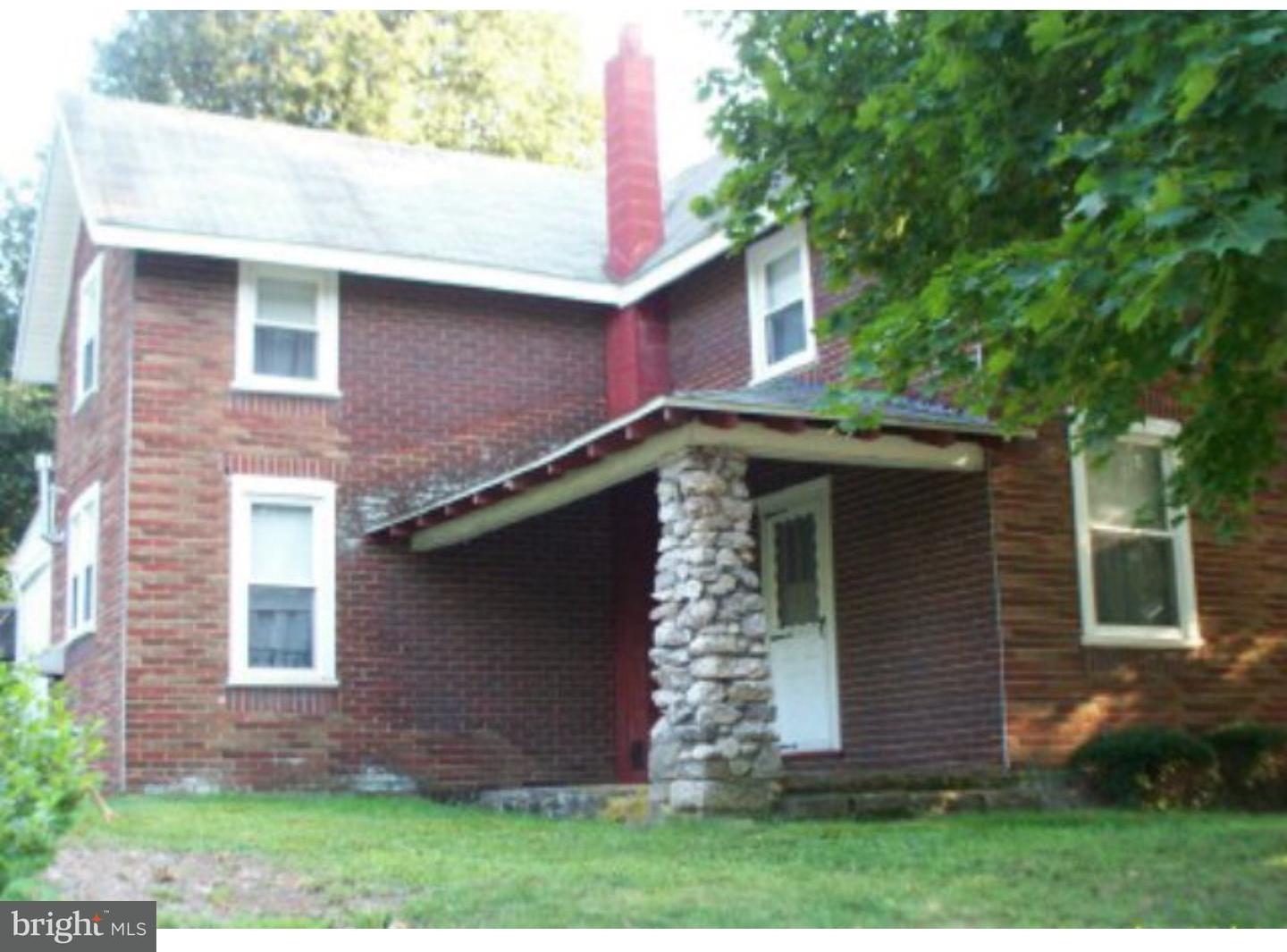 403 Biddle Street Gordon, PA 17921 - Photo 5 of 6 Porch